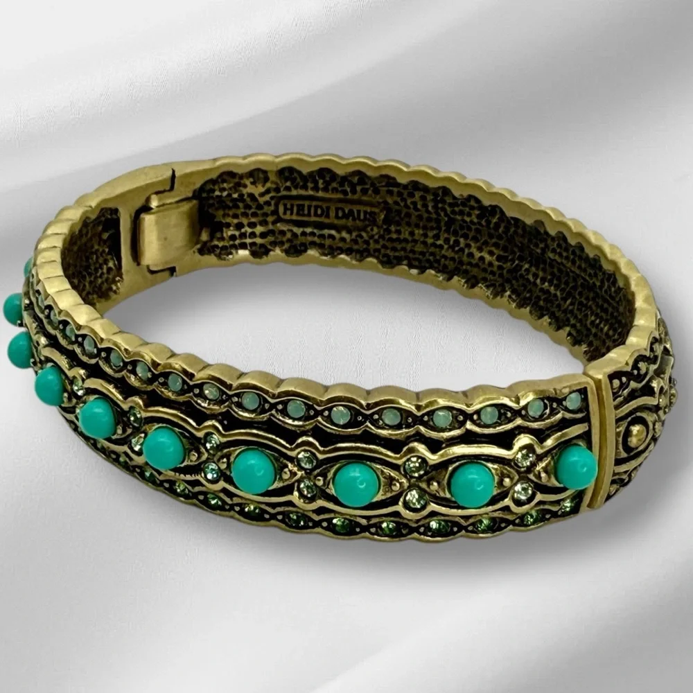 Vintage Heidi Daus Hinged Bangle Bracelet Turquoise Cabochon & Crystals Art Deco